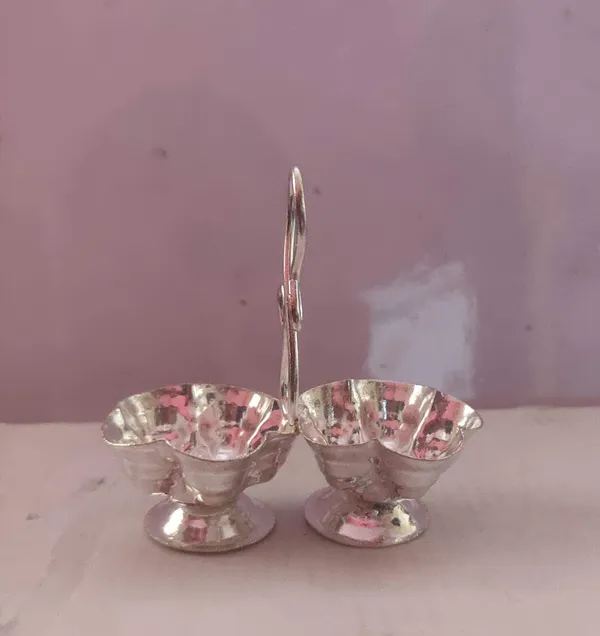 Silver_Brass_Haldi_Kumkum_Holder_For_Home_Decor