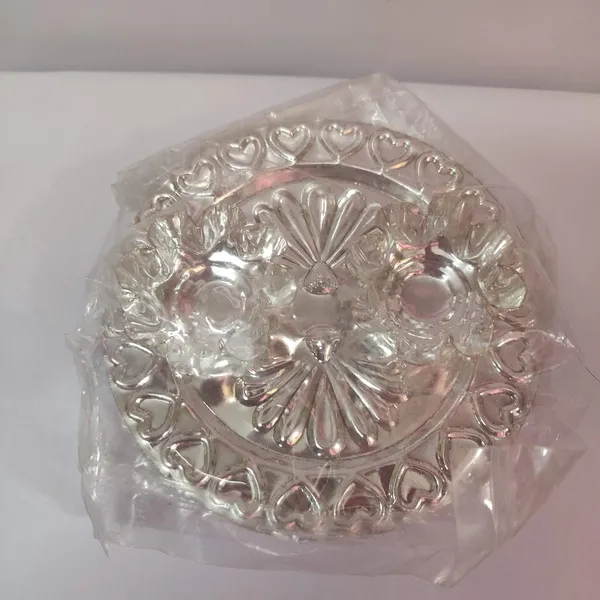 Silver_Metal_Haldi_Kumkum_Holder_For_Home_Decor