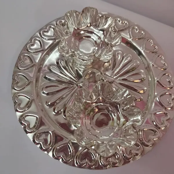 Silver_Metal_Haldi_Kumkum_Holder_For_Home_Decor