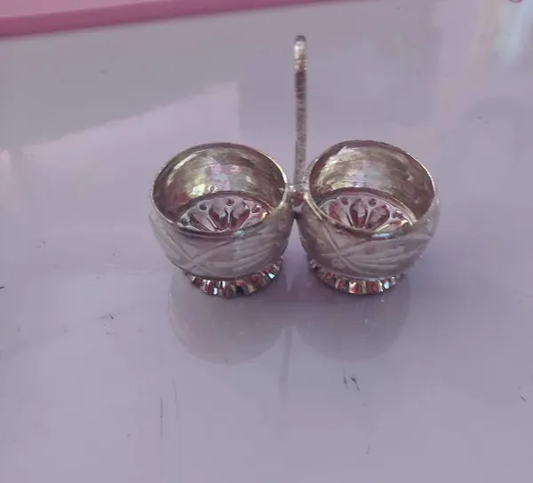 Plainbowl_German_Silver_Kumkum_Holder_For_Home_Decor
