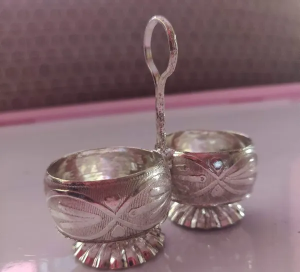 Plainbowl_German_Silver_Kumkum_Holder_For_Home_Decor