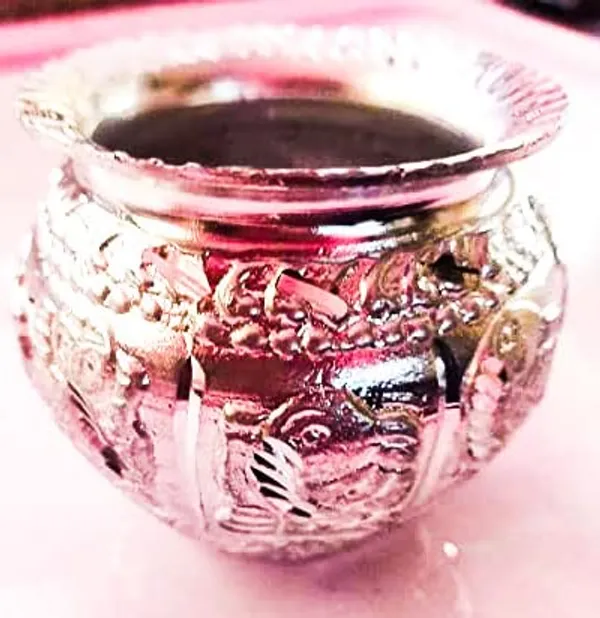 Silver_Metal_Pooja_Lota_For_Home_Decor