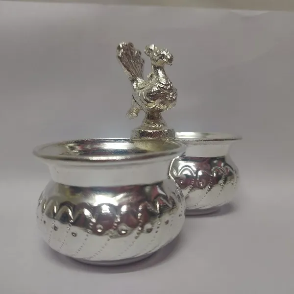 Silver_German_Silver_Kumkum_Holder_For_Home_Decor