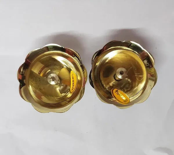 Gold_Brass_Diya_For_Home_Decor