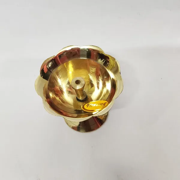Gold_Brass_Diya_For_Home_Decor