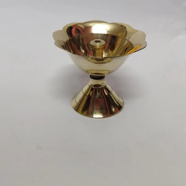 Gold_Brass_Diya_For_Home_Decor