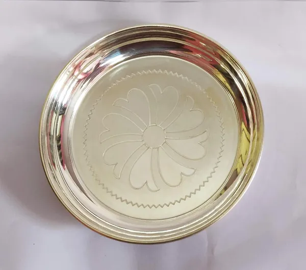 Silver_Metal_Plate_For_Home_Decor