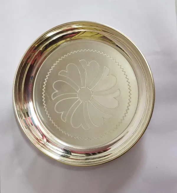 Silver_Metal_Plate_For_Home_Decor