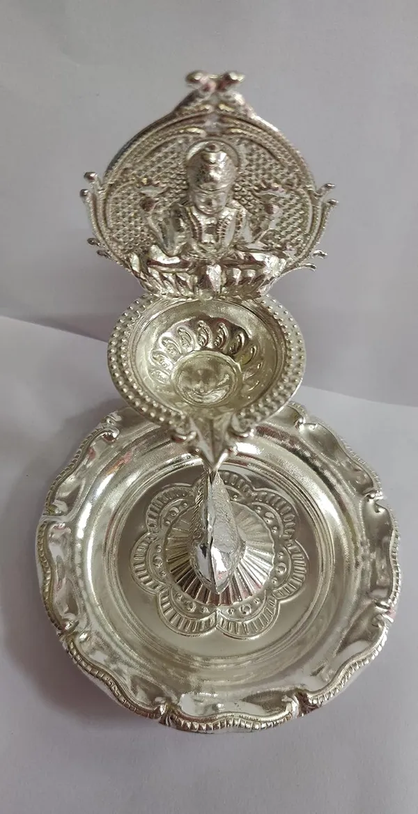 White_Metal_Door_Toran_For_Home_Decor