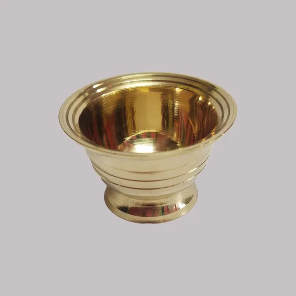 Festilo_Gold_Brass_Pooja_Thali_And_Plate_Pack_Of_6