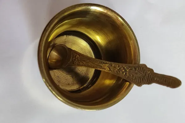 Gold_Brass_Panchpatra_Set_For_Home_Decor