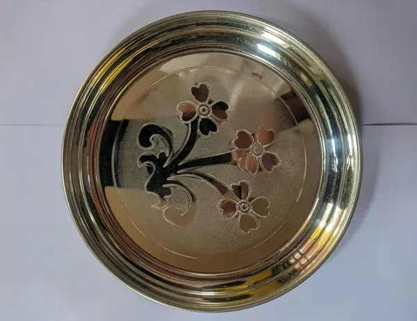 Silver_Metal_Plate_For_Home_Decor