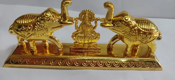 Golden_Aluminium_Haldi_Kumkum_Holder_For_Home_Decor
