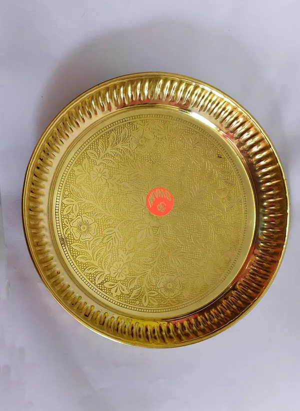 Golden_Brass_Pooja_Thali_For_Home_Decor