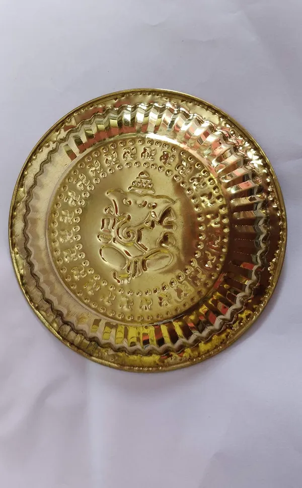 Brown_Brass_Pooja_Thali_For_Home_Decor