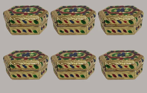 Festilo_Golden_Plastic_Meenakari_Kumkum_Box