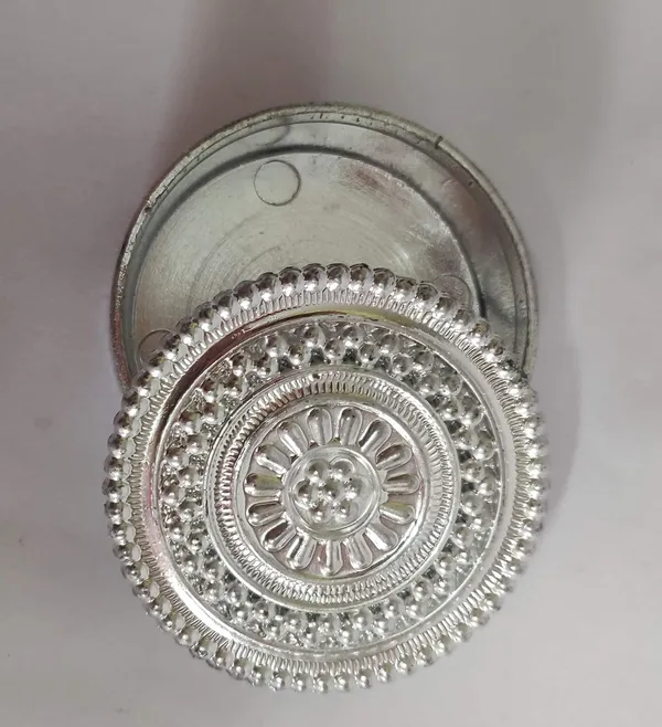 Festilo_Silver_Plastic_Meenakari_Kumkum_Box