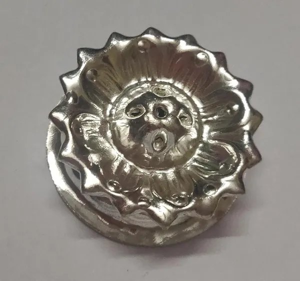 Silver_Metal_Incense_Holder_For_Home_Decor