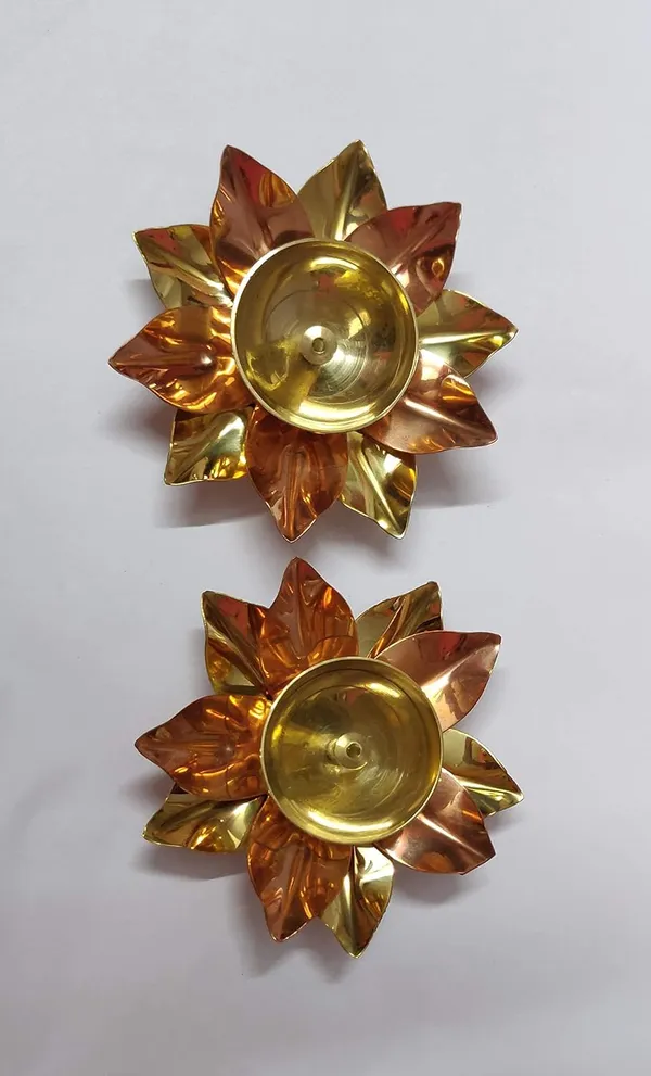 Gold_Brass_Lotus_Diya_For_Home_Decor