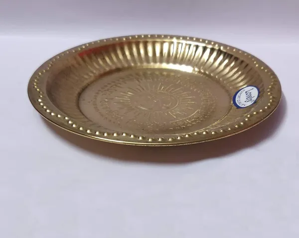 Gold_Brass_Pooja_Thali_And_Plate_For_Home_Decor