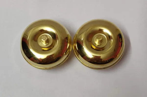 Golden_Brass_Kumkum_Box_For_Home_Decor