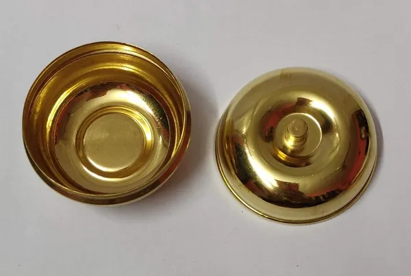 Golden_Brass_Kumkum_Box_For_Home_Decor