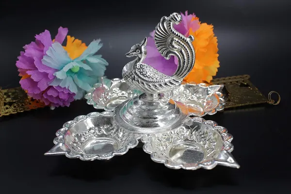 Brown_German_Silver_Panchmukhi_Diya_For_Home_Decor
