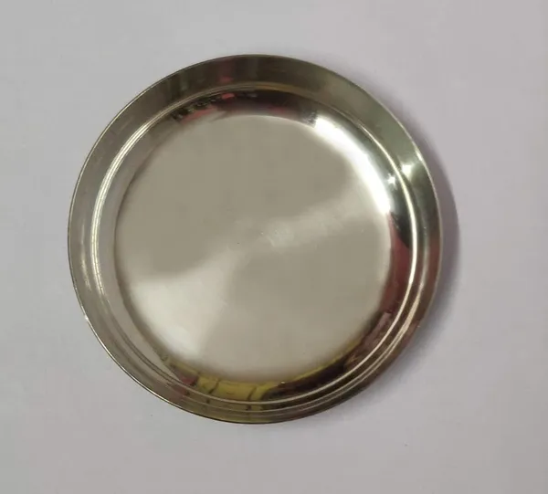 Silver_Metal_Pooja_Plate_For_Home_Decor