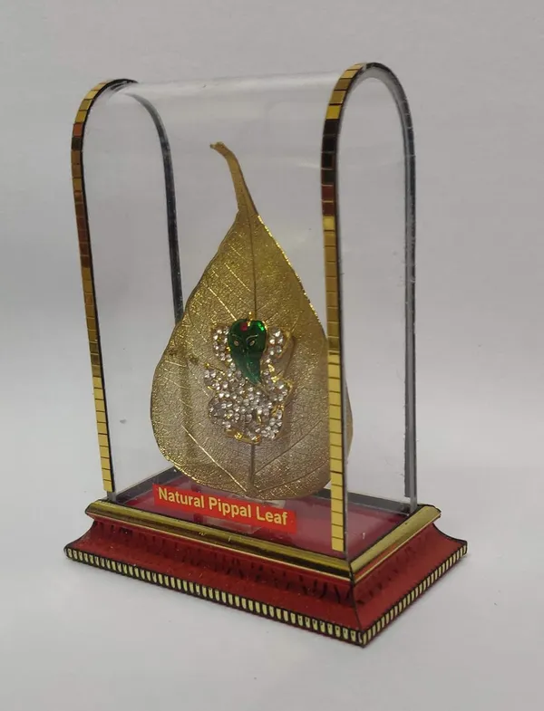 Green_Metal_Ganesha_Statue_For_Home_Decor
