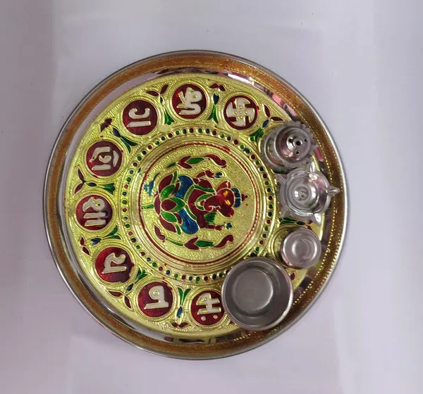 Gold_Stainless_Steel_Pooja_Thali_And_Plate_For_Home_Decor