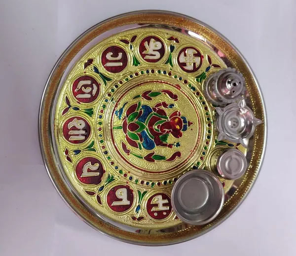 Gold_Stainless_Steel_Pooja_Thali_And_Plate_For_Home_Decor
