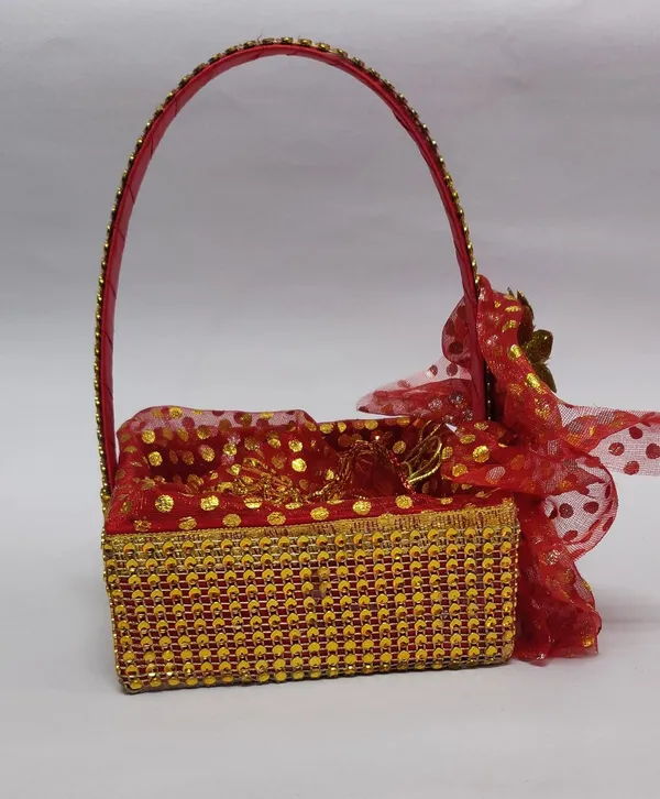 Red_Wood_Gift_Hamper_For_Home_Decor