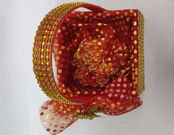 Red_Wood_Gift_Hamper_For_Home_Decor