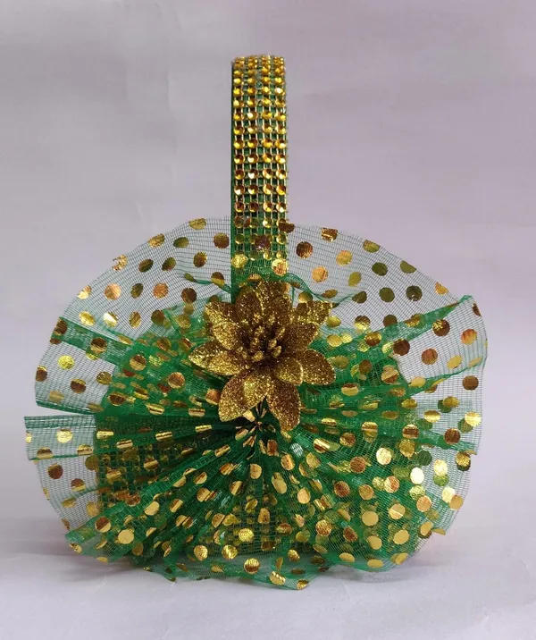Green_Wood_Gift_Hamper_For_Home_Decor