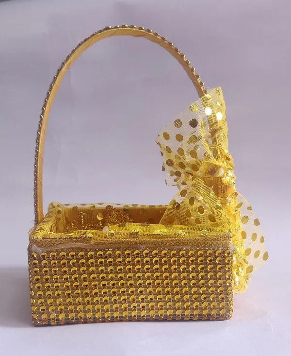 Yellow_Wood_Gift_Hamper_For_Home_Decor