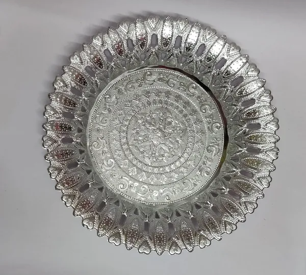 Festilo_Silver_Plastic_Serving_Tray