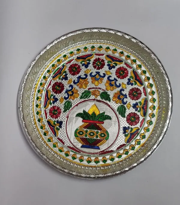 Brown_Plastic_Serving_Tray_For_Home_Decor