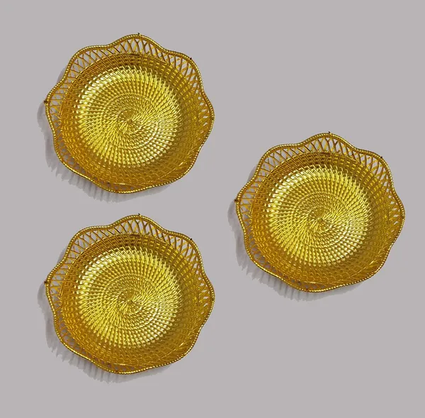 Gold_Plastic_Serving_Tray_For_Home_Decor