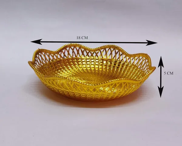 Gold_Plastic_Serving_Tray_For_Home_Decor