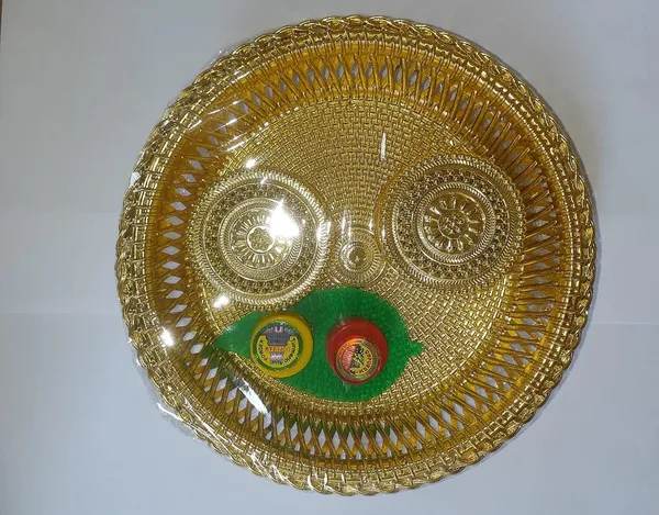 Gold_Plastic_Serving_Tray_For_Home_Decor