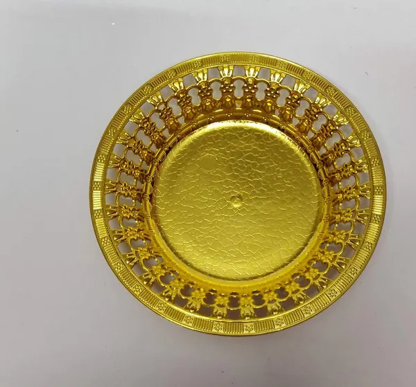 Gold_Plastic_Serving_Tray_For_Home_Decor