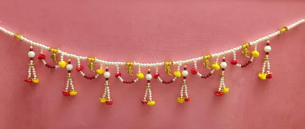 White_Metal_Door_Toran_For_Home_Decor
