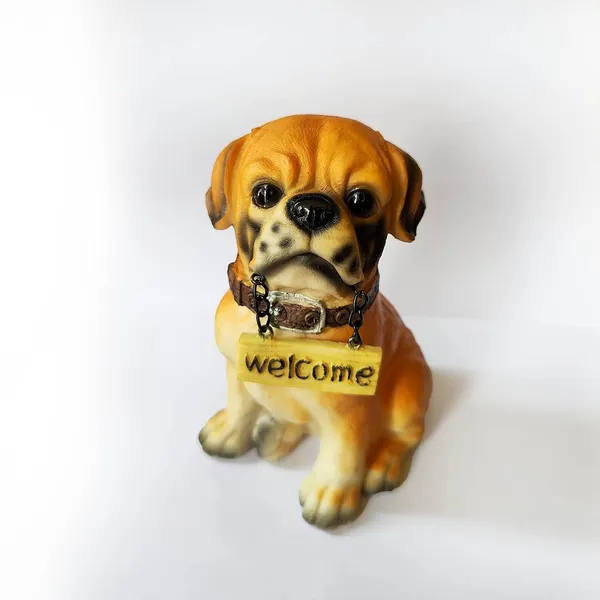 Brown_Metal_Dog_Figurine_For_Home_Decor