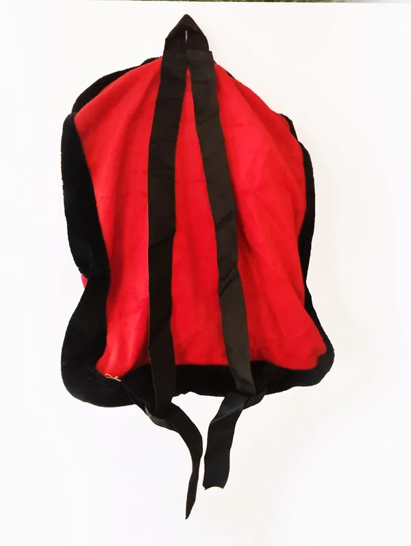 Red_Polyester_School_Bag_For_Home_Decor