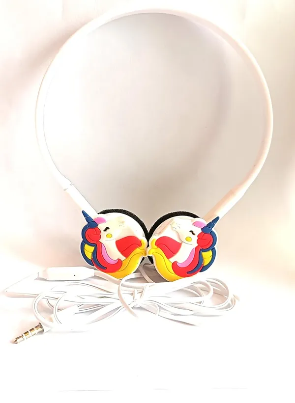 White_Polycarbonate_Headphones_For_Home_Decor