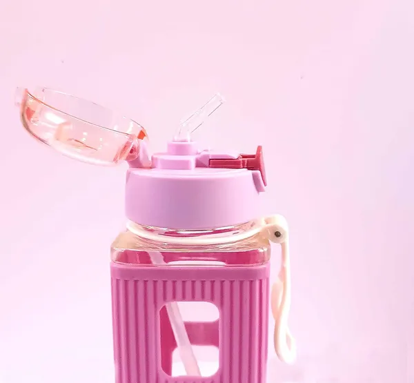 Pink__Plastic_Kids_Sipper_Bottle_For_Home_Decor