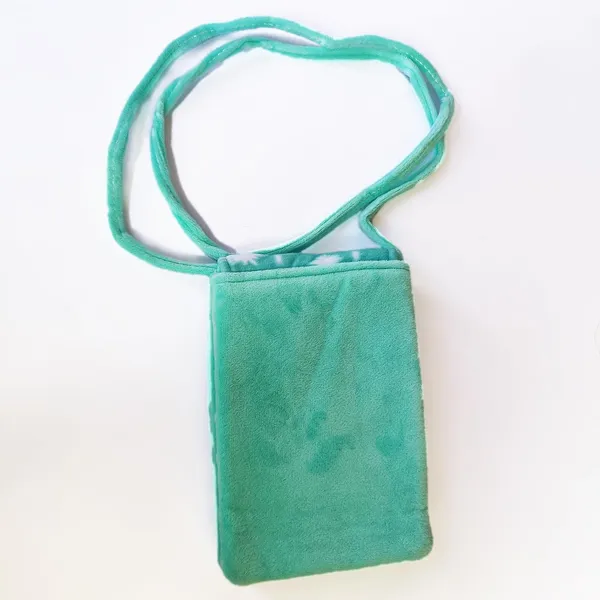 Green_Plush_Mobile_Pouch_For_Home_Decor