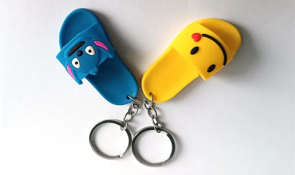 Blue_Rubber_Keychain_For_Home_Decor_Pack_Of_1
