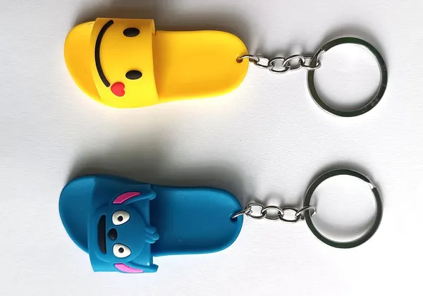 Blue_Rubber_Keychain_For_Home_Decor_Pack_Of_1