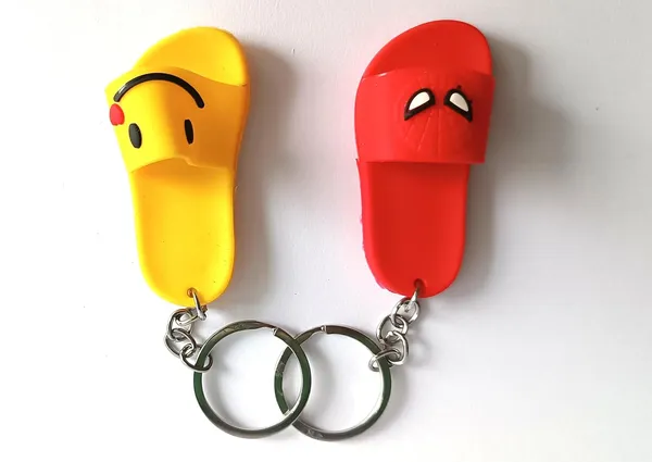 Red_Rubber_Keychain_For_Home_Decor_Pack_Of_1